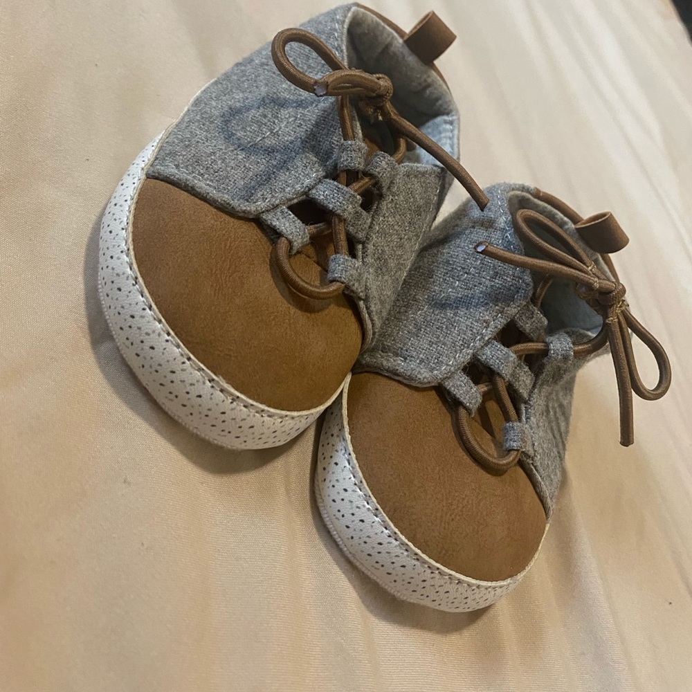 Goldbug shoe